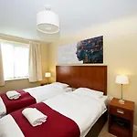 Staycity St Augusti מלון 4*